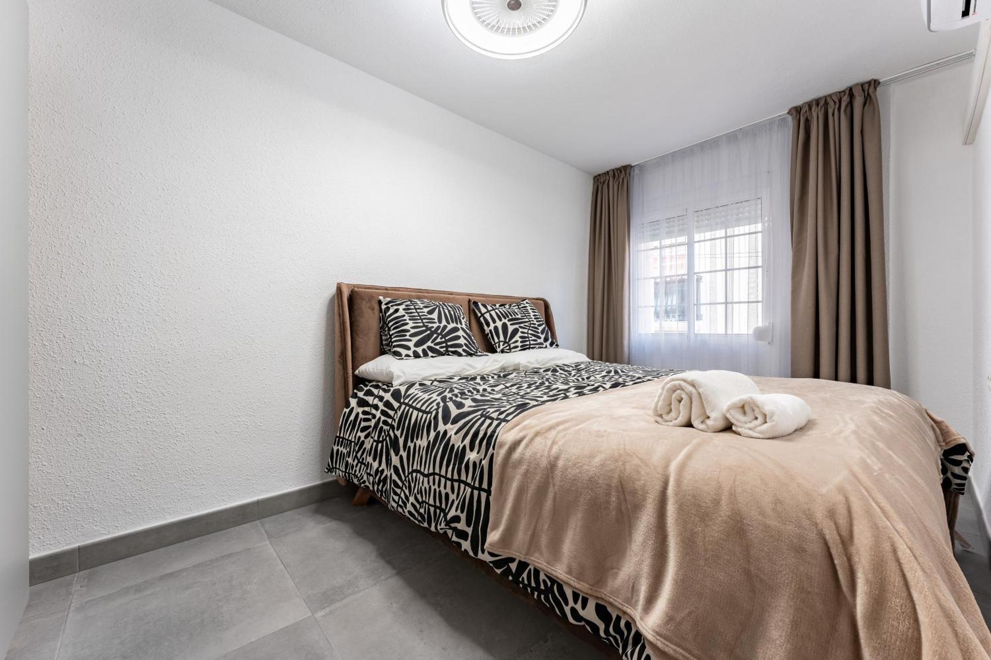 Apartamento Malaga Centro Екстериор снимка